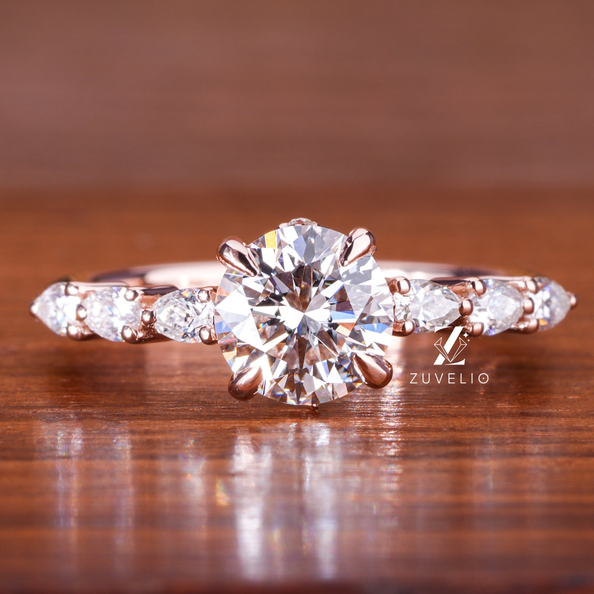 Round Cut Diamond Ring