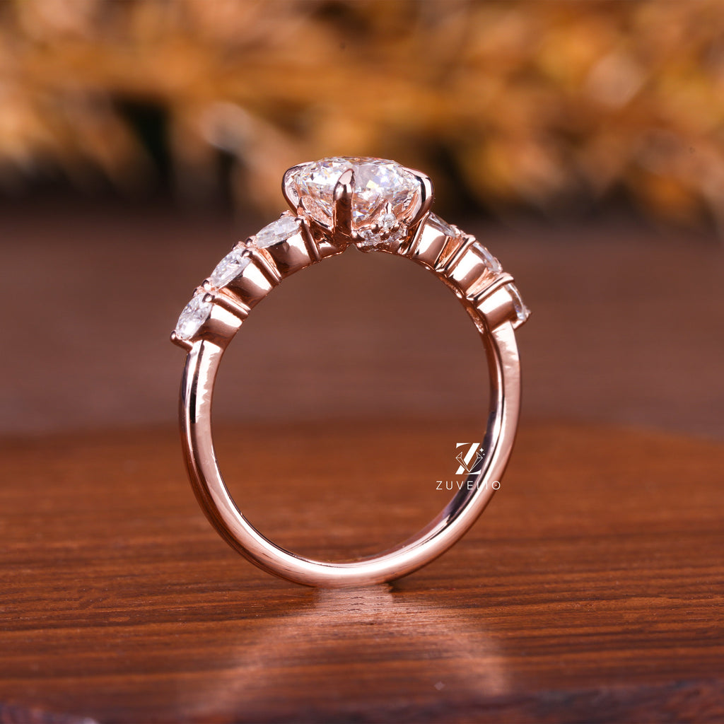 Round Cut Diamond Ring