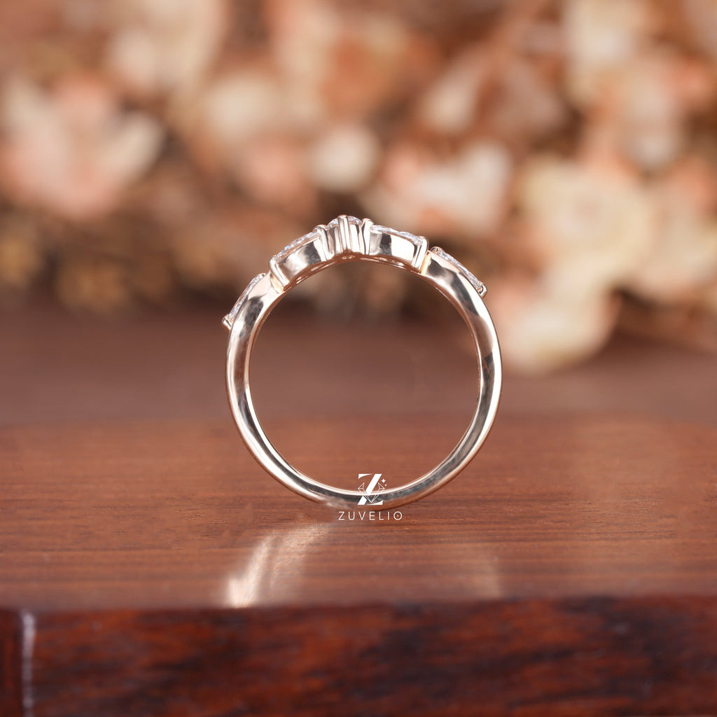 Vintage Curved Diamond Band