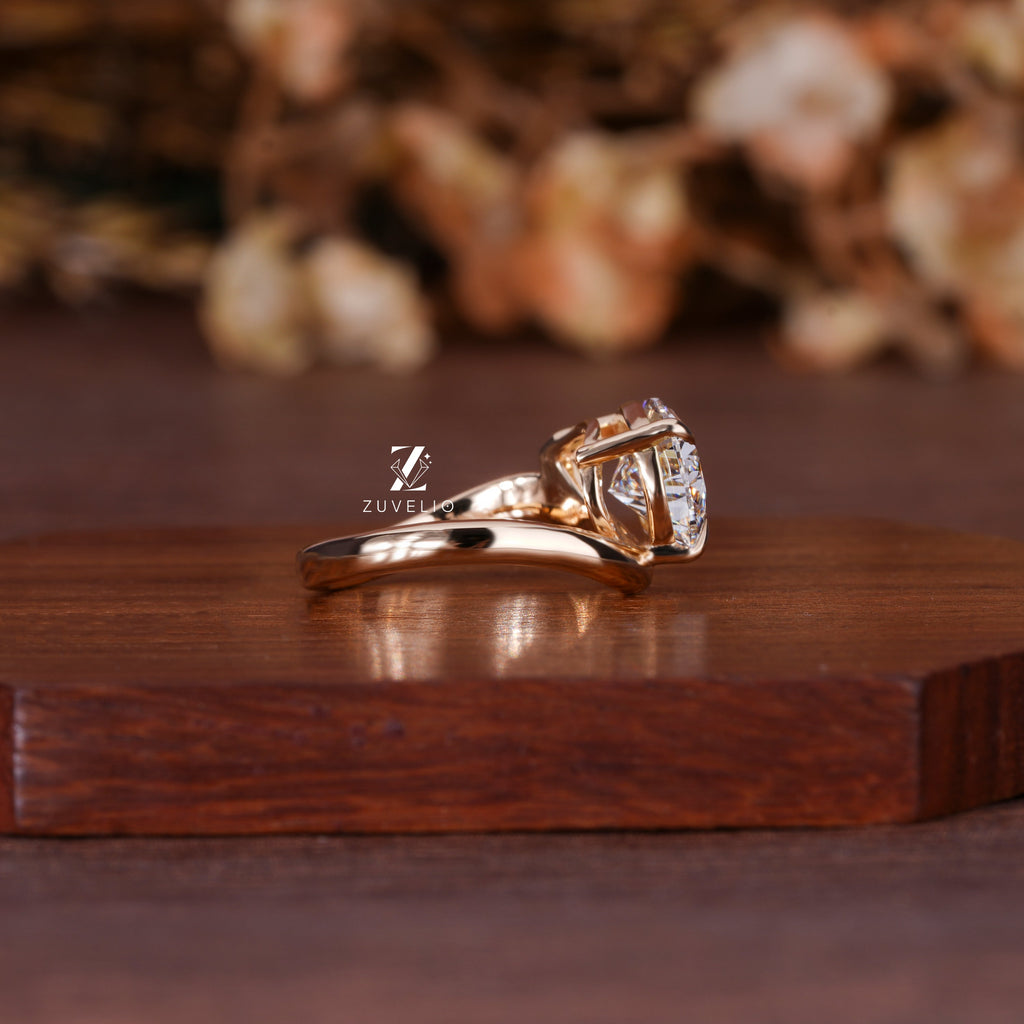 Pear Freeform Diamond Ring