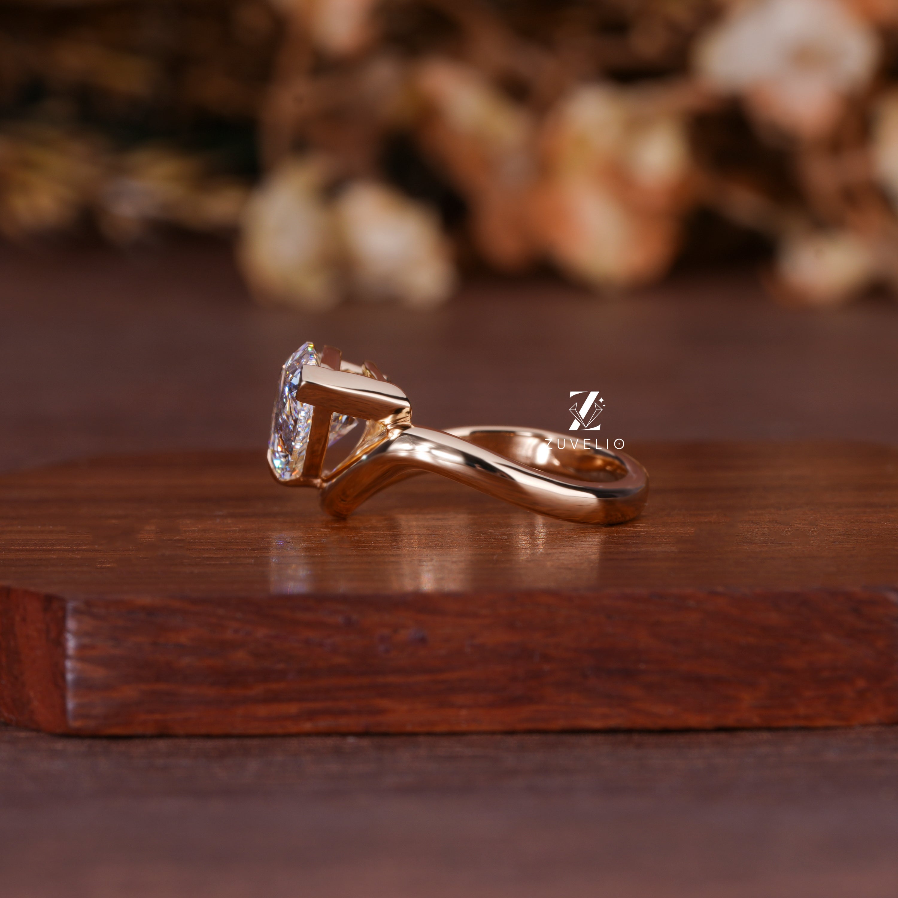 Pear Freeform Diamond Ring