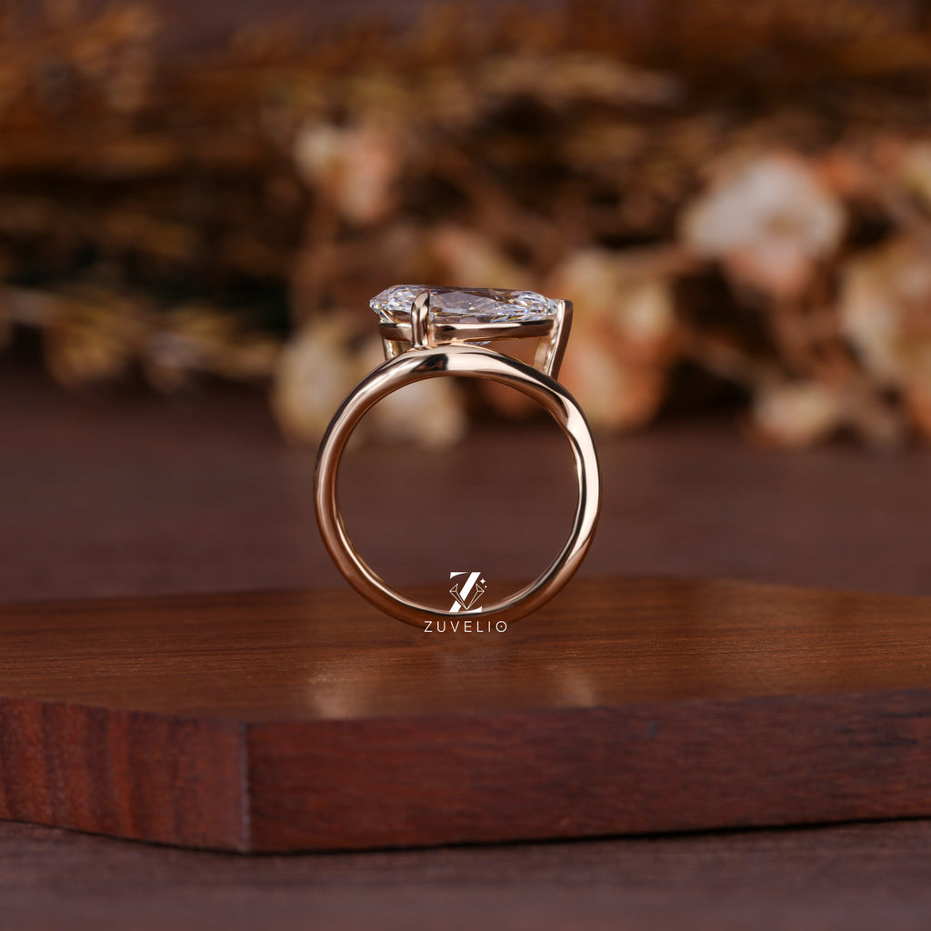 Pear Freeform Diamond Ring