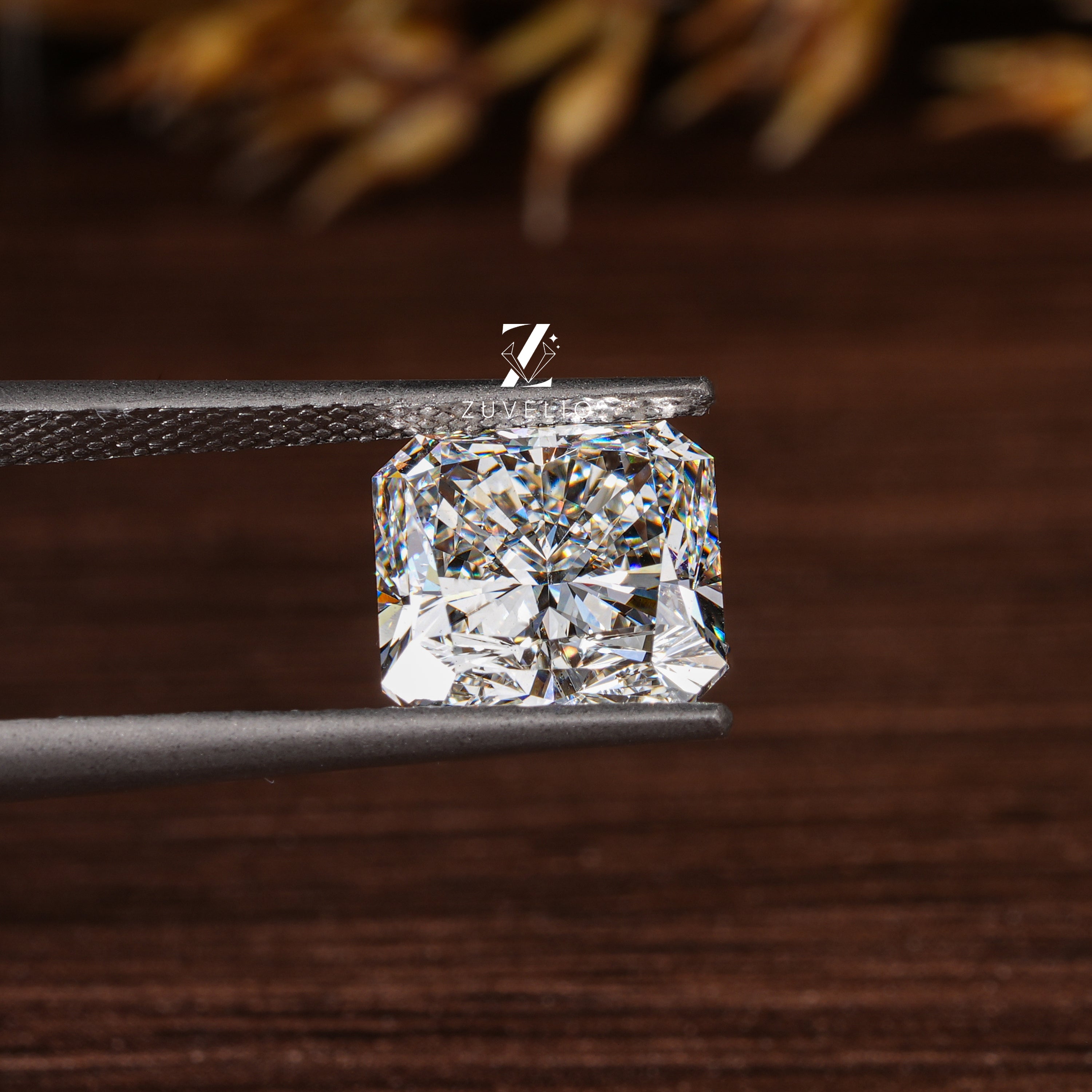 4.18 Ct Sqare Radiant Lab Diamond - Zuvelio.com