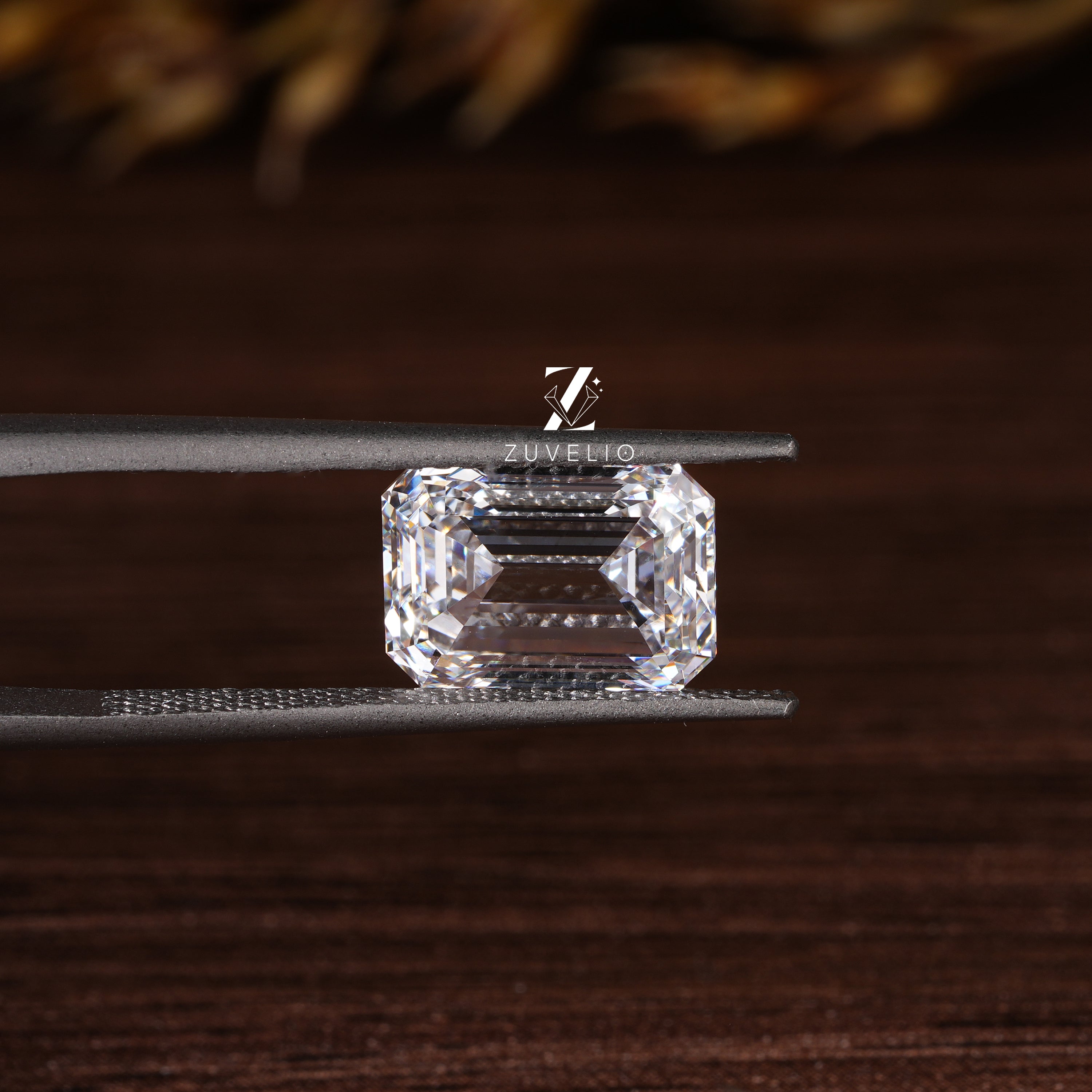 IGI Emerald Cut Lab Diamond - Zuvelio.com