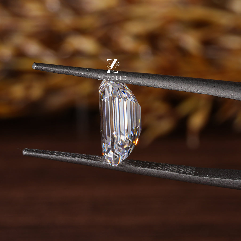 2.50 Ct Trapeze Cut Lab Diamond - Zuvelio.com