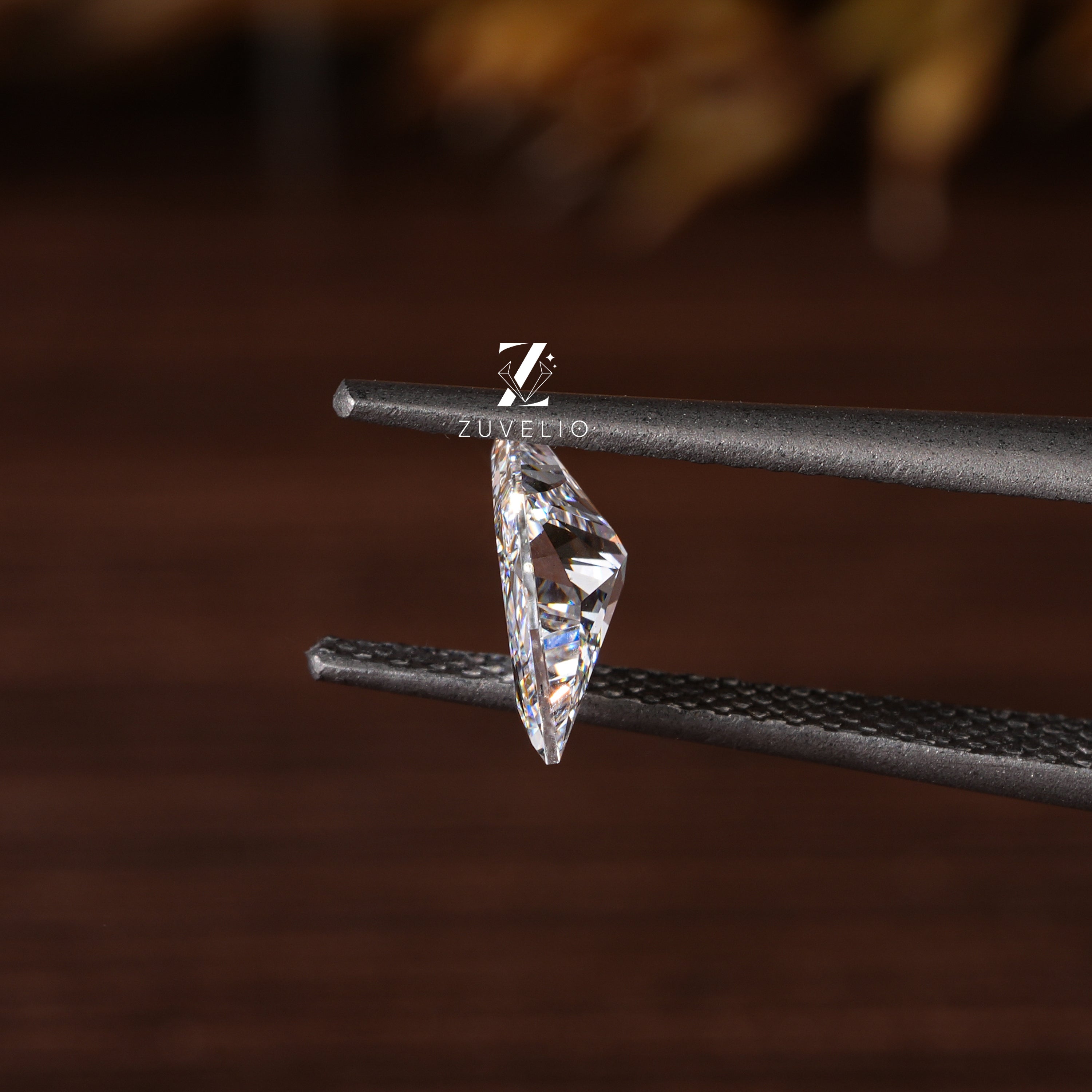 2.50 Ct Trapeze Cut Lab Diamond - Zuvelio.com