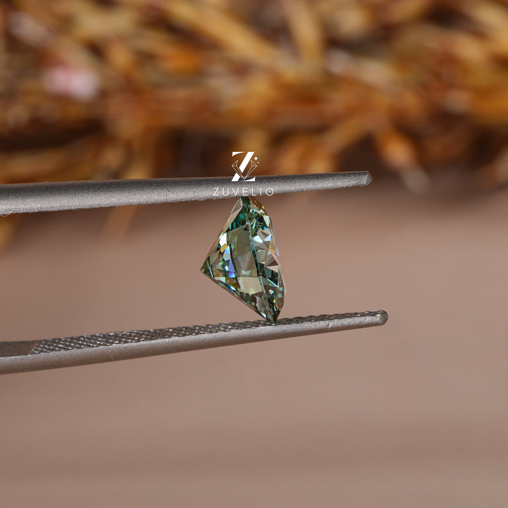 3.32 Ct Vivid Blue Green Lab Diamond - Zuvelio.com