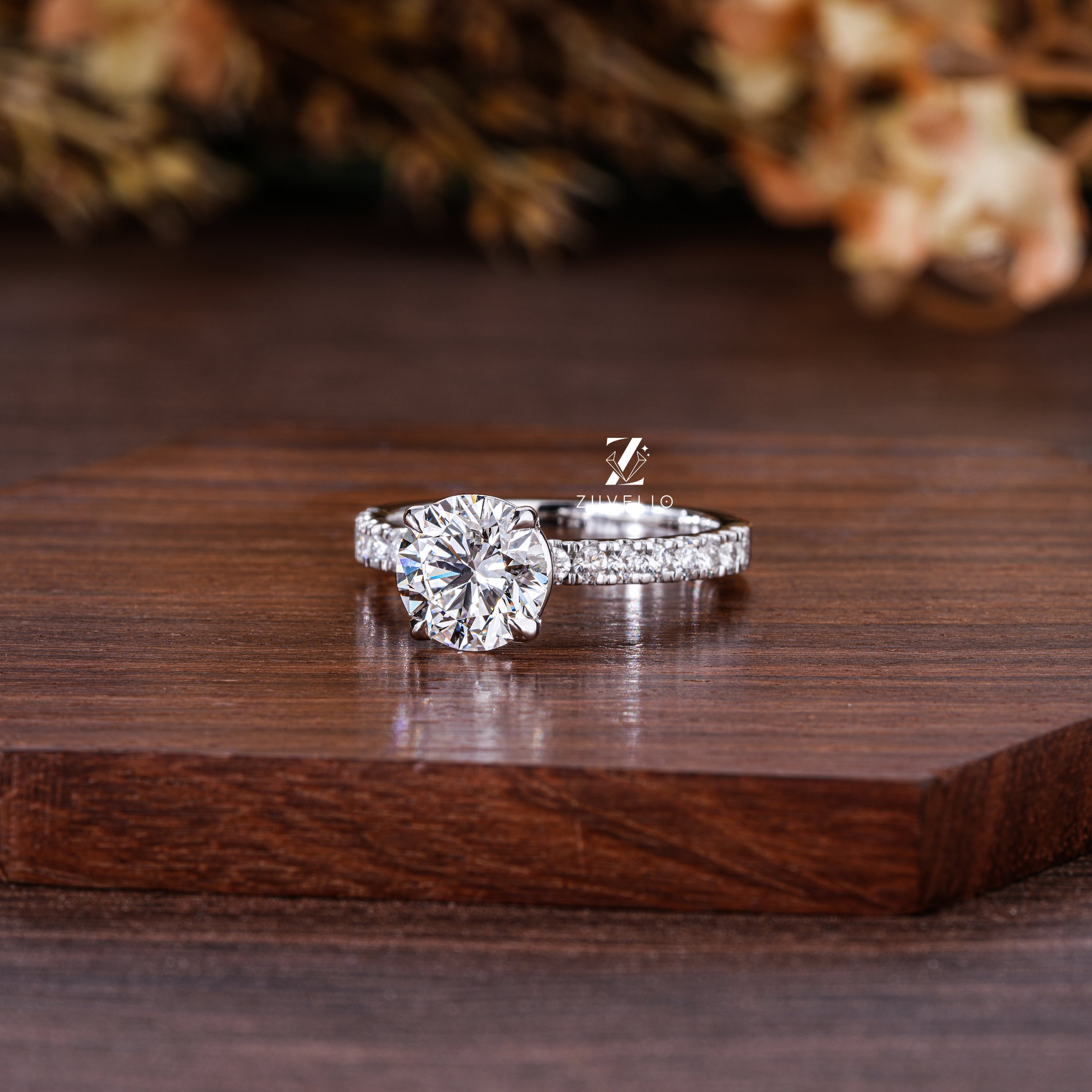 Round  Diamond Engagement Ring - Zuvelio.com