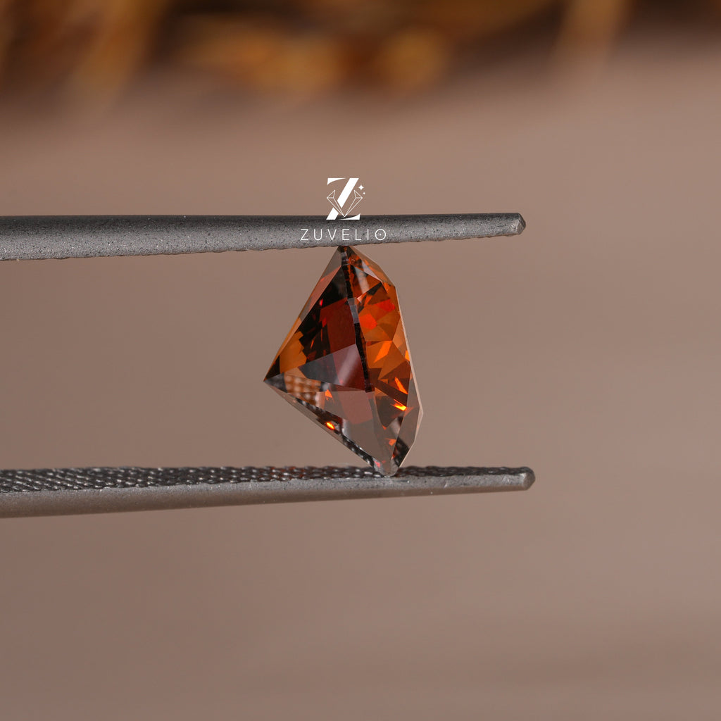 2.04 Ct Deep Orange Lab Diamond - Zuvelio.com