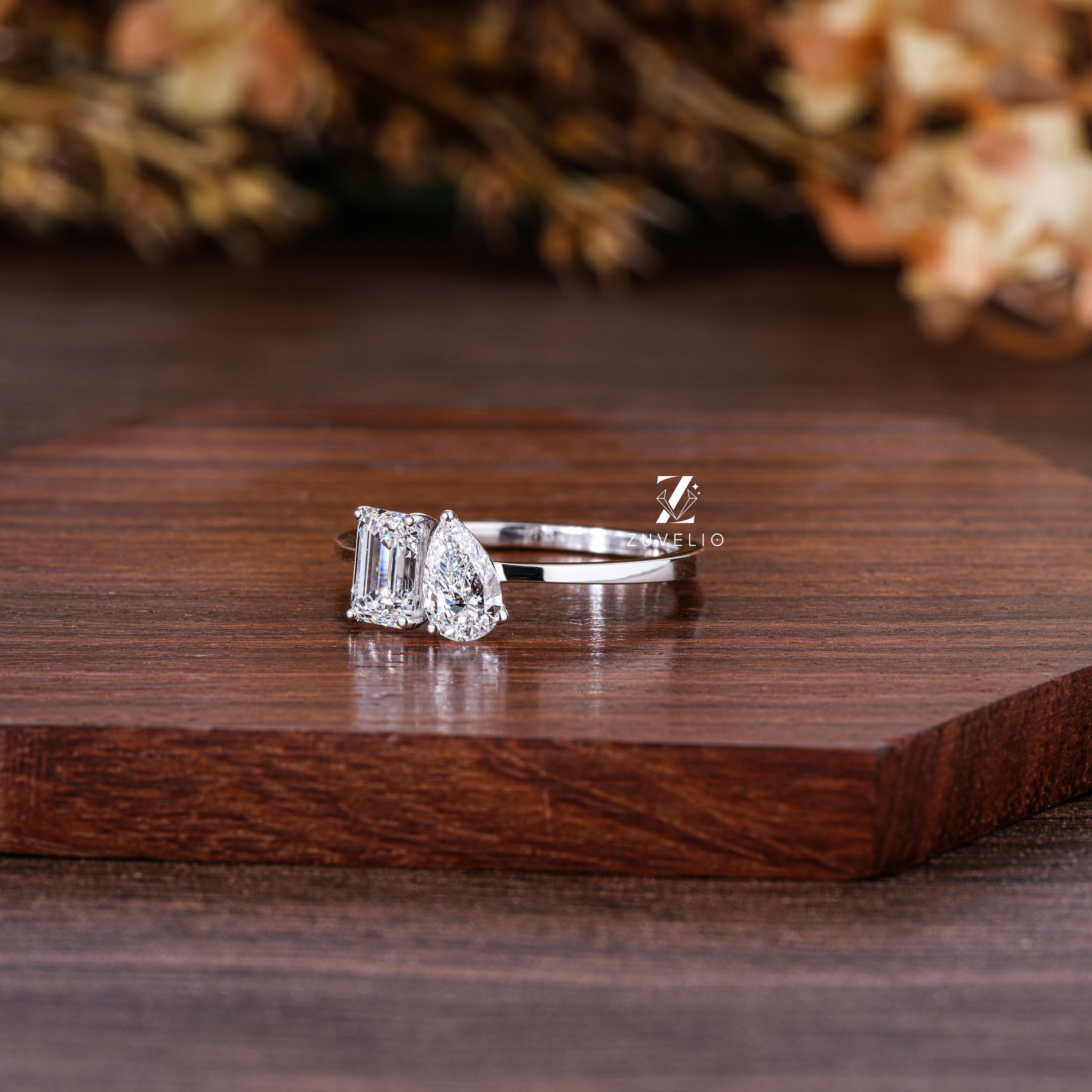 Two Diamond Ring - Zuvelio.com