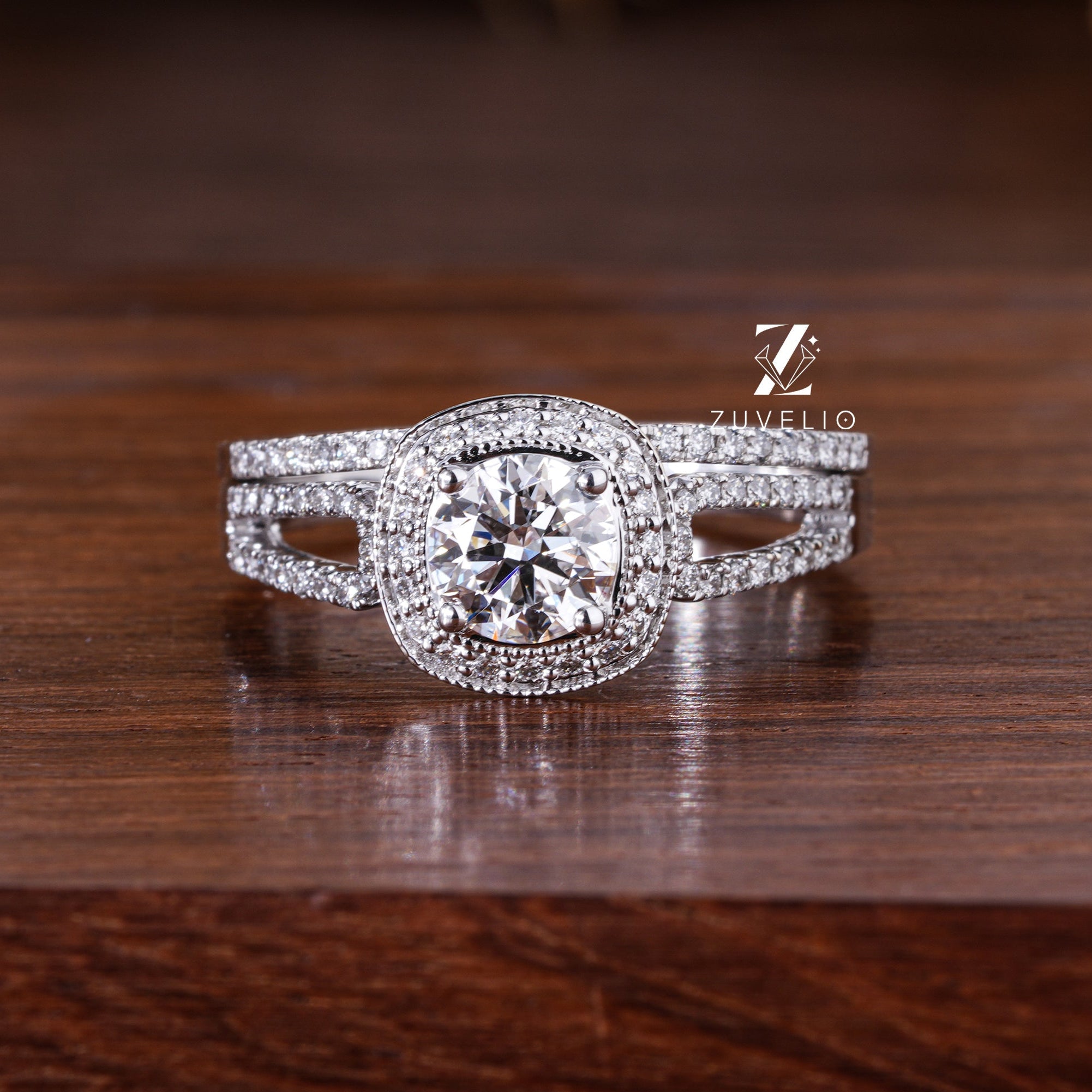 Round Halo Diamond Ring