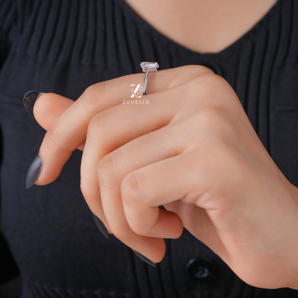 Two Diamond Ring - Zuvelio.com