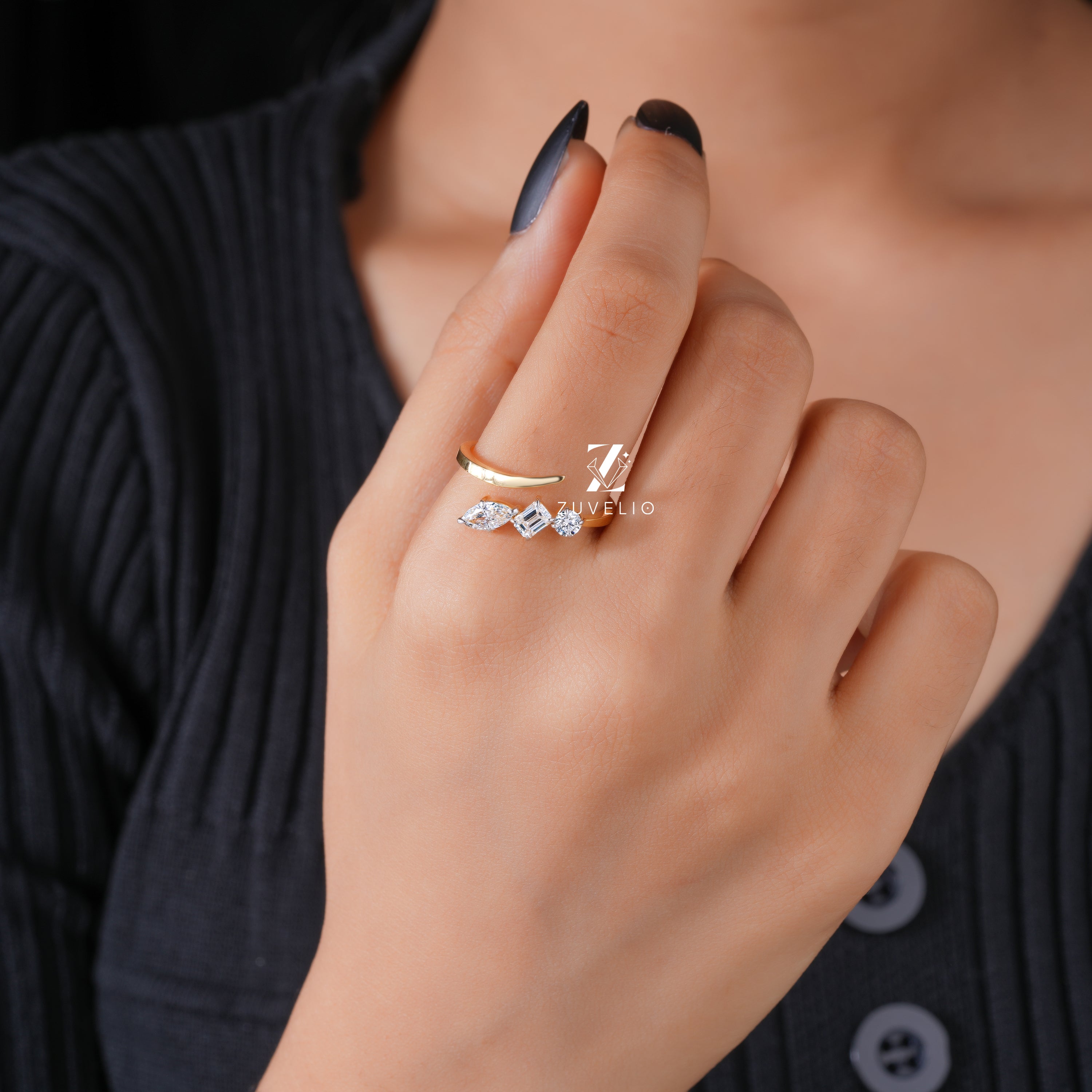 Marquise Emerald Round Ring - Zuvelio.com