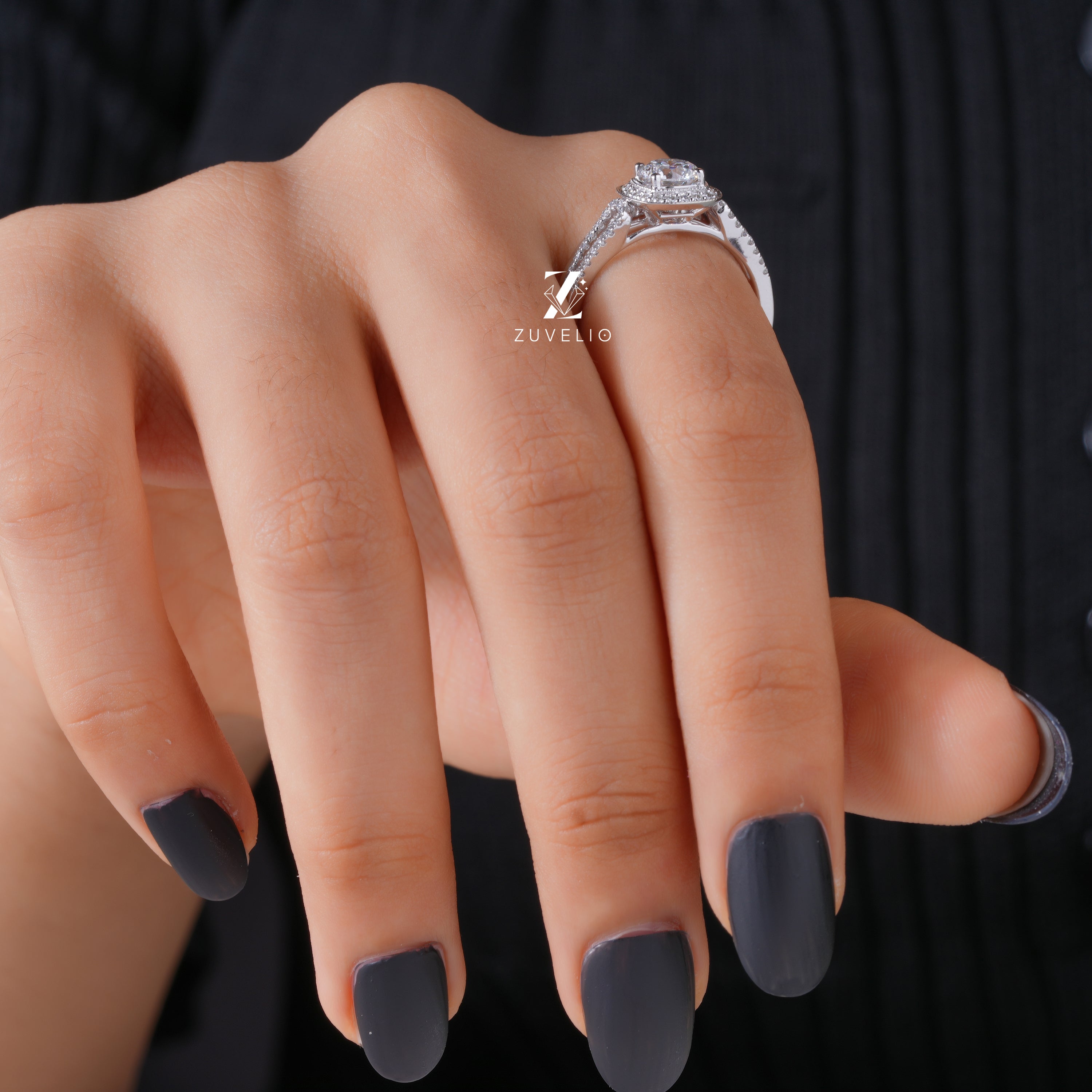 Round Halo Diamond Ring